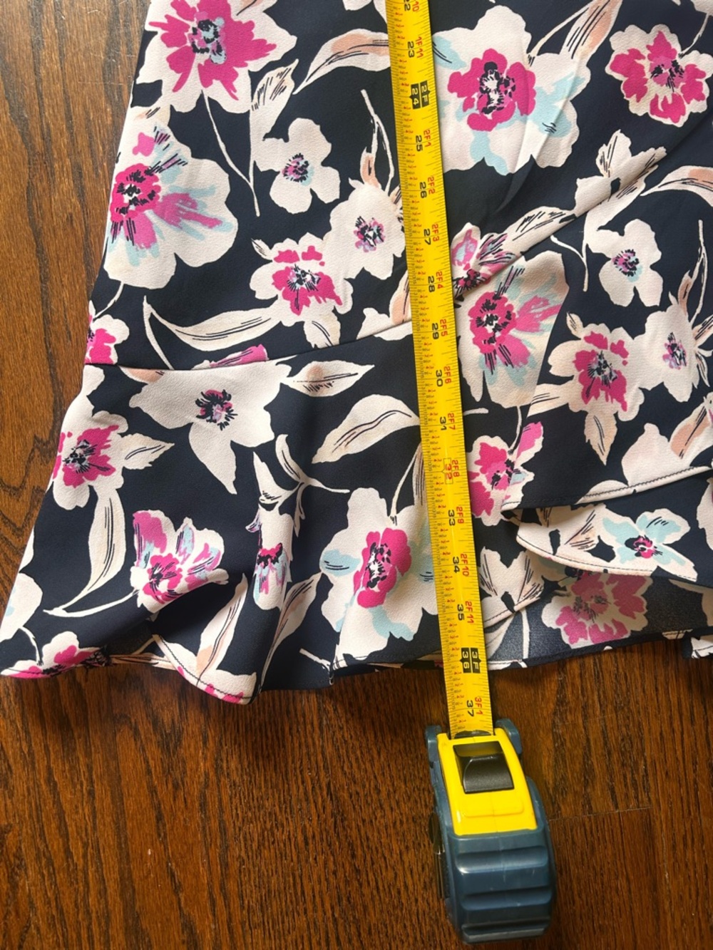 Banana Republic Sleeveless floral dress - Picture 4 of 10